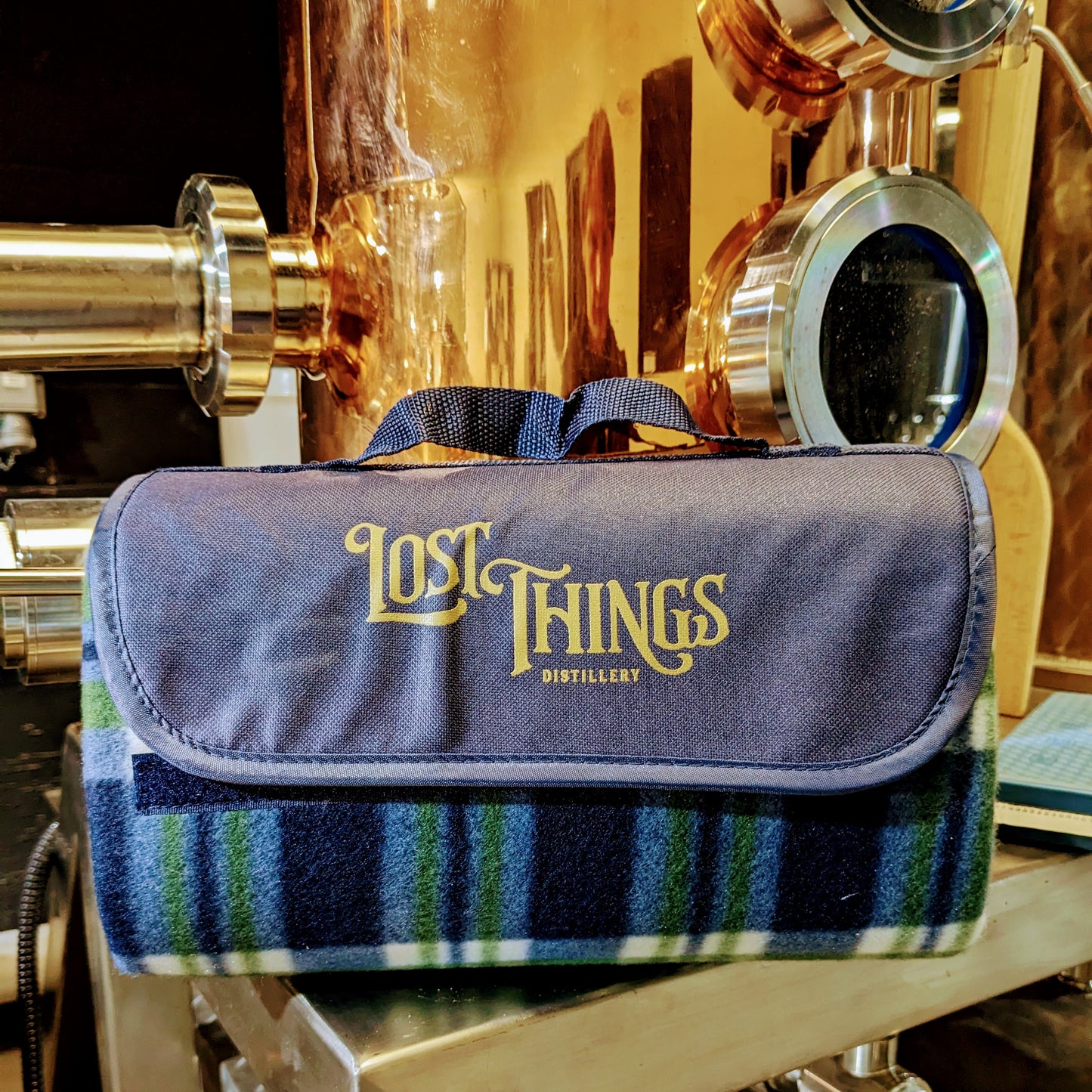 Fleece water-resistant picnic blanket